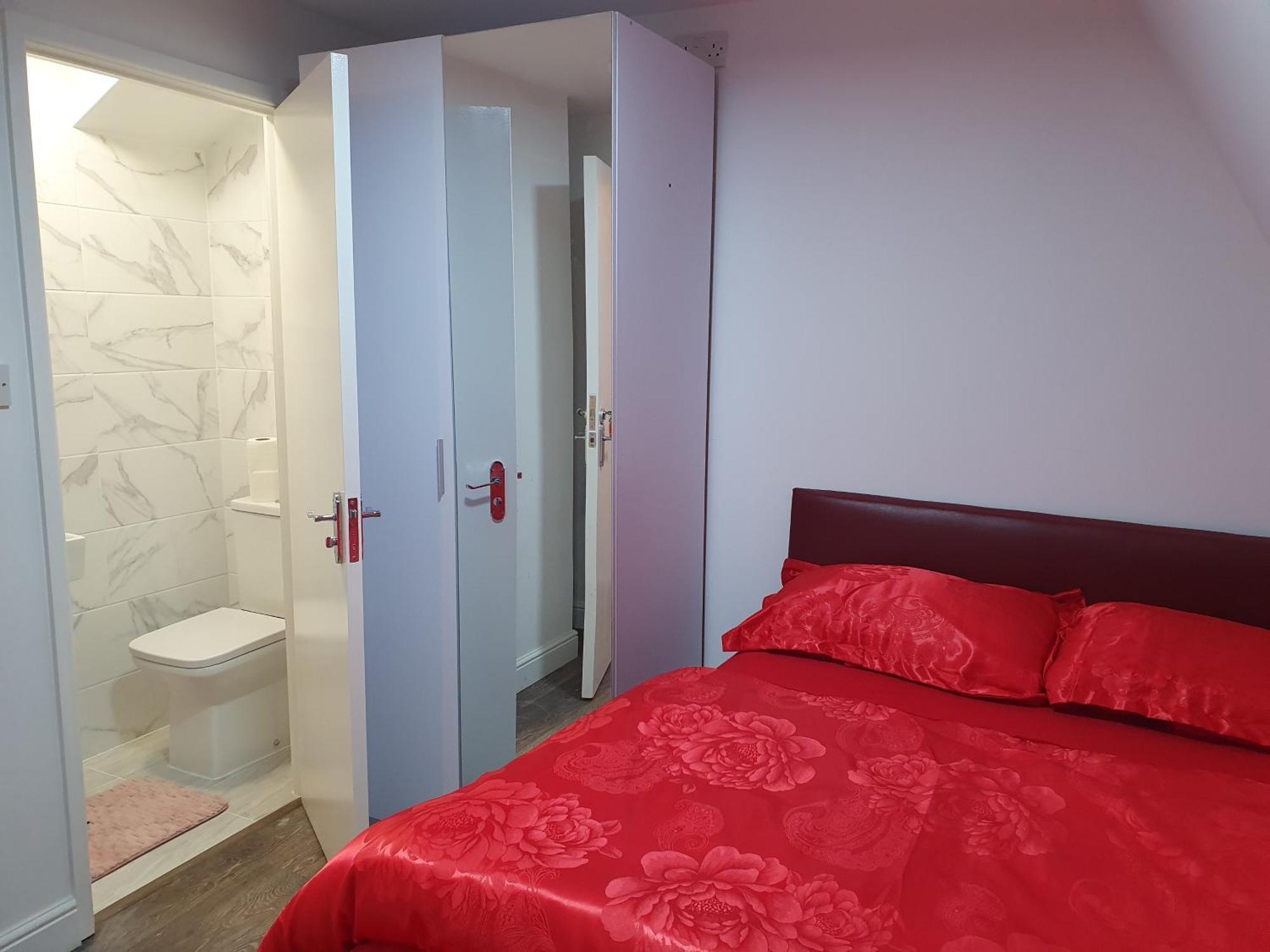Amh Hotel - Greenford Station Northolt  Экстерьер фото